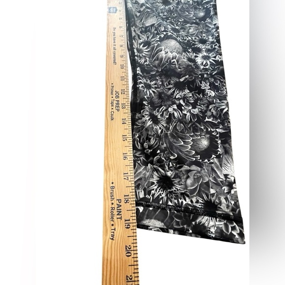 LULULEMON Wunder Under crop leggings Florabunga print - Picture 8 of 12